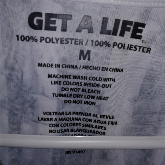 LAST CHANCE!! Camo Wolf long sleeve shirt - Picture 4 of 8